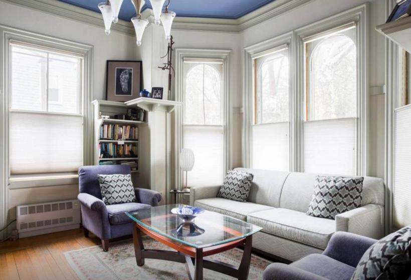 Chesley Road Bed And Breakfast