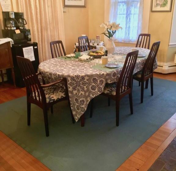 Chesley Road Bed And Breakfast