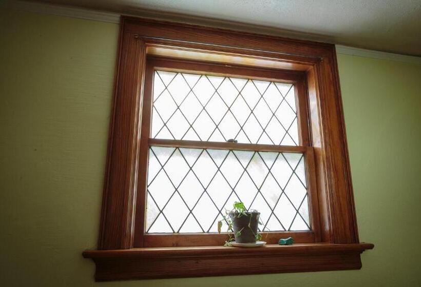 Fernweh Inn & Hostel