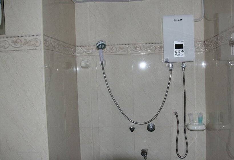 Africana Grand Hotel Arusha