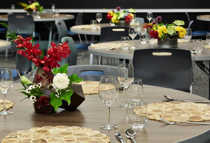 فندق Aloft Seattle Redmond