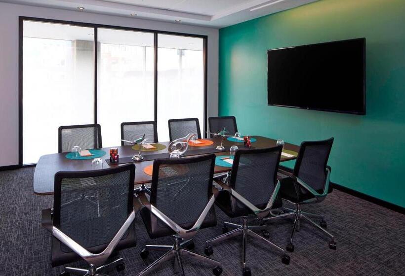 فندق Aloft Seattle Redmond