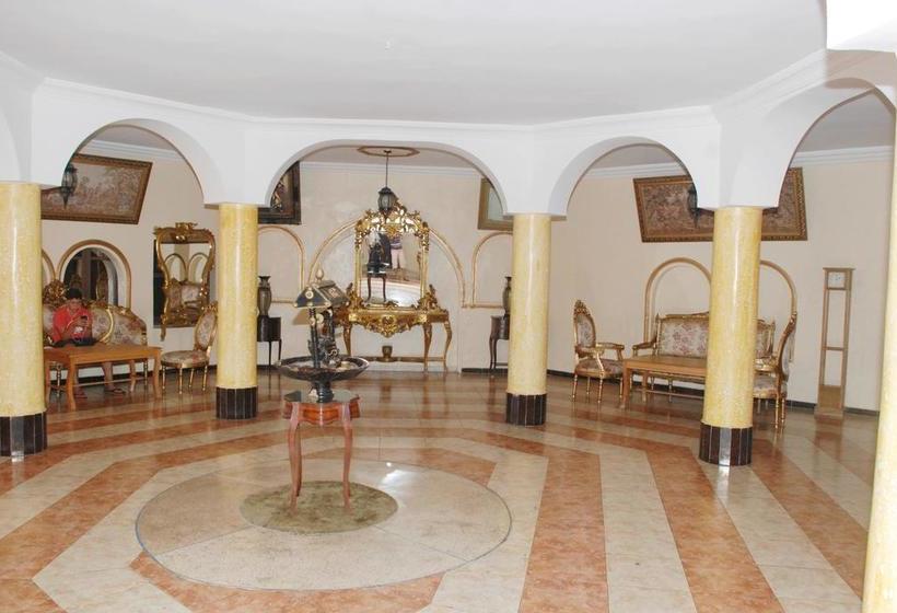 Szálloda Beach Club La Perle