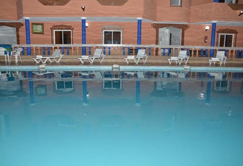 Szálloda Beach Club La Perle