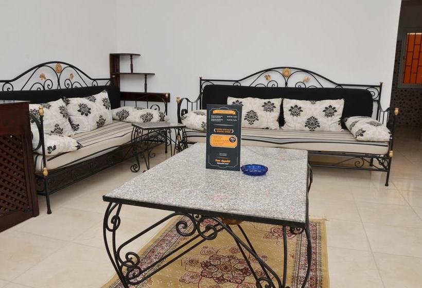 Szálloda Beach Club La Perle