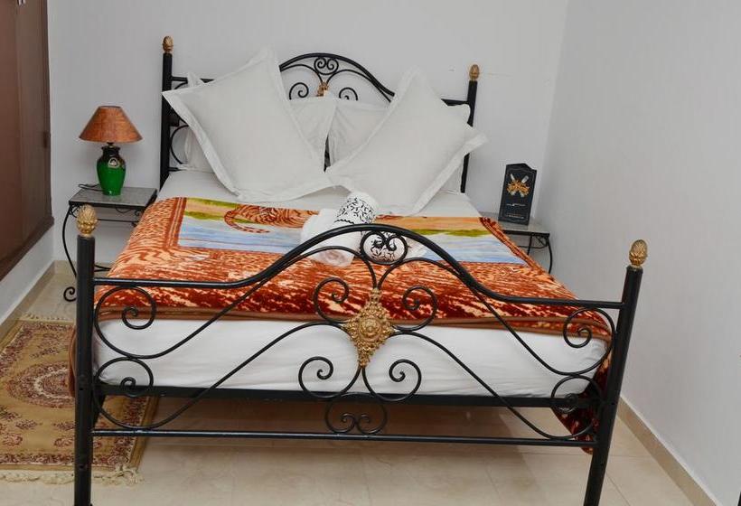 Szálloda Beach Club La Perle