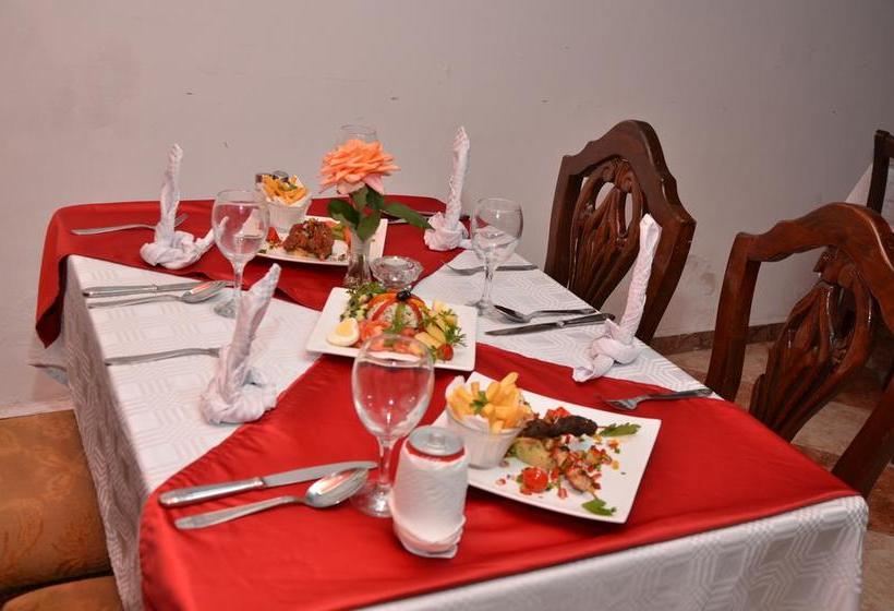 Szálloda Beach Club La Perle