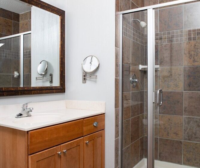 호텔 Club Wyndham Glacier Canyon