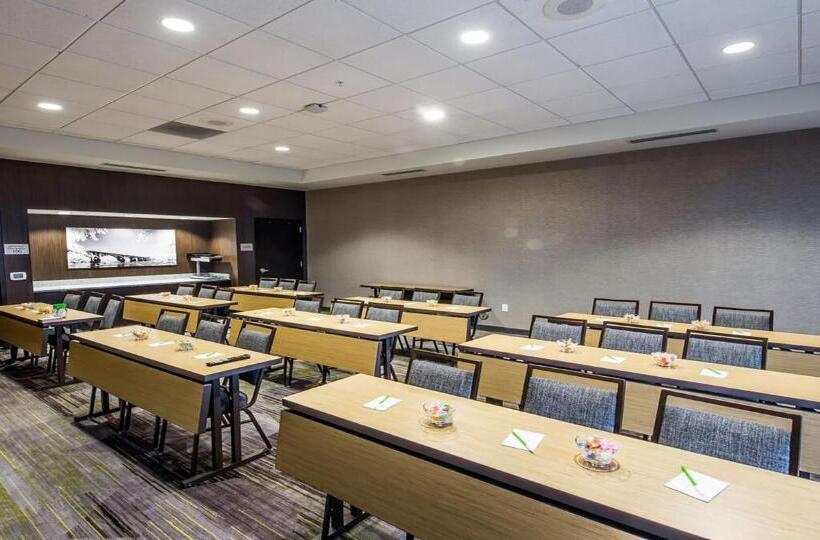 호텔 Courtyard By Marriott Columbia Cayce