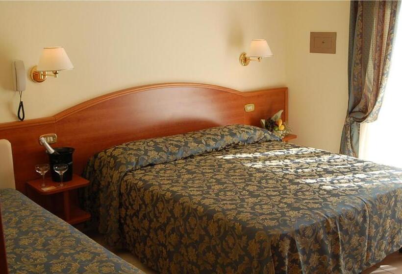 호텔 Donatella Pinarella