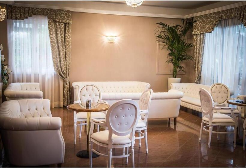 호텔 Donatella Pinarella