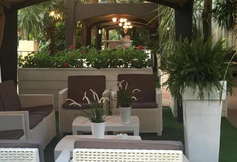 호텔 Donatella Pinarella