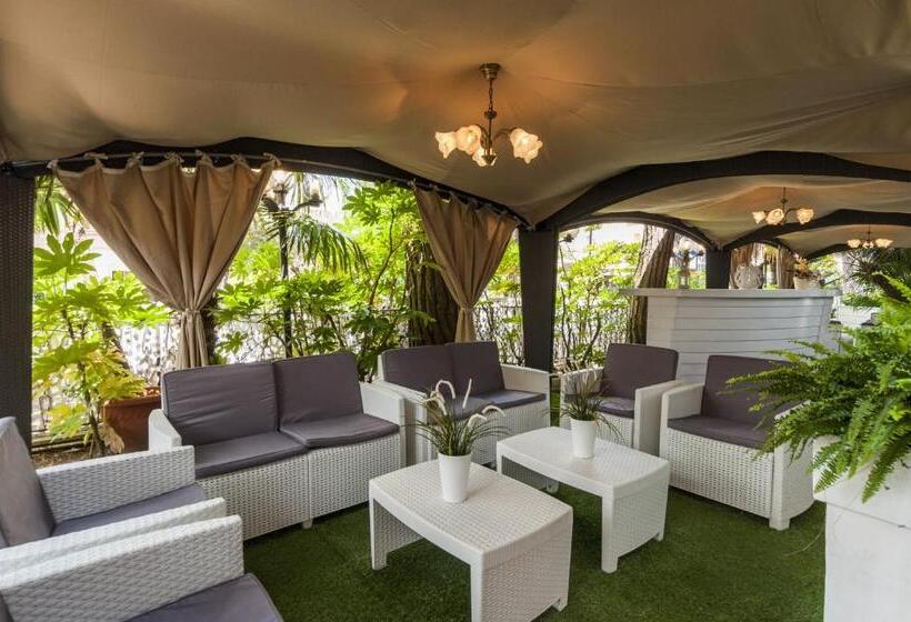 호텔 Donatella Pinarella