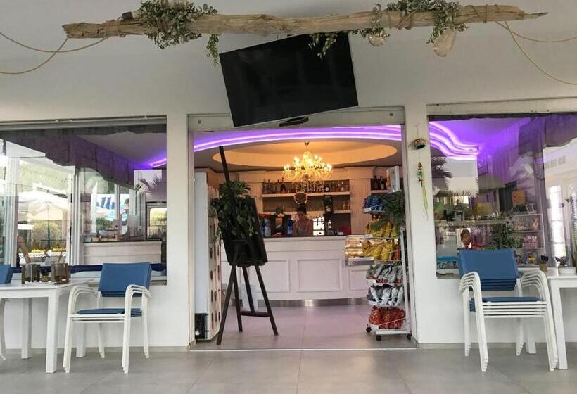 호텔 Donatella Pinarella