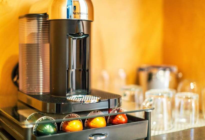 Duchamp Hotel Private Suites