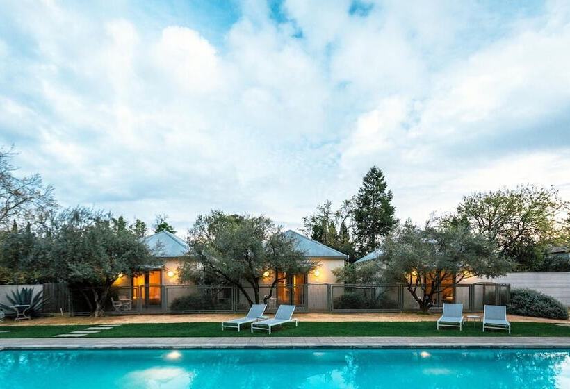 Duchamp Hotel Private Suites