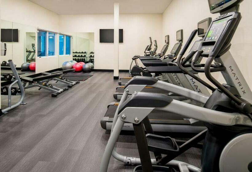 Отель Four Points By Sheraton Santa Cruz Scotts Valley