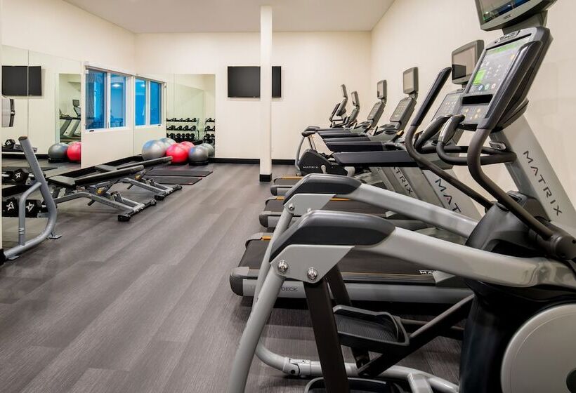 Отель Four Points By Sheraton Santa Cruz Scotts Valley