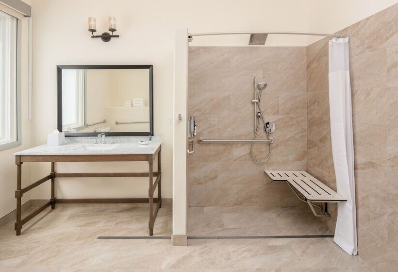 Отель Four Points By Sheraton Santa Cruz Scotts Valley