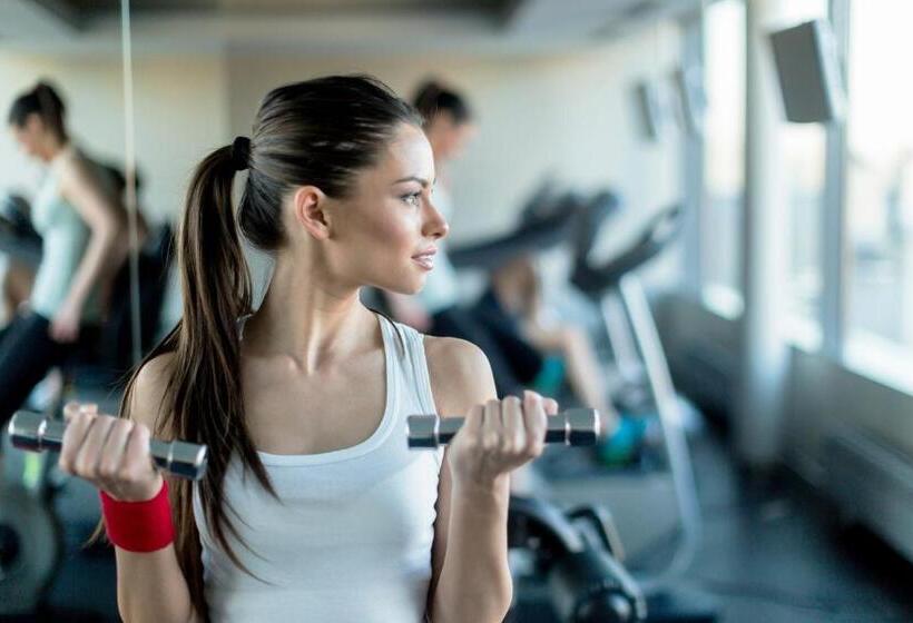 Gundersen Hotel & Suites