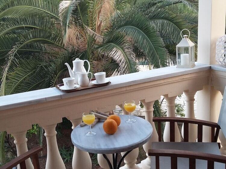 酒店 Harbour Inn Corfu