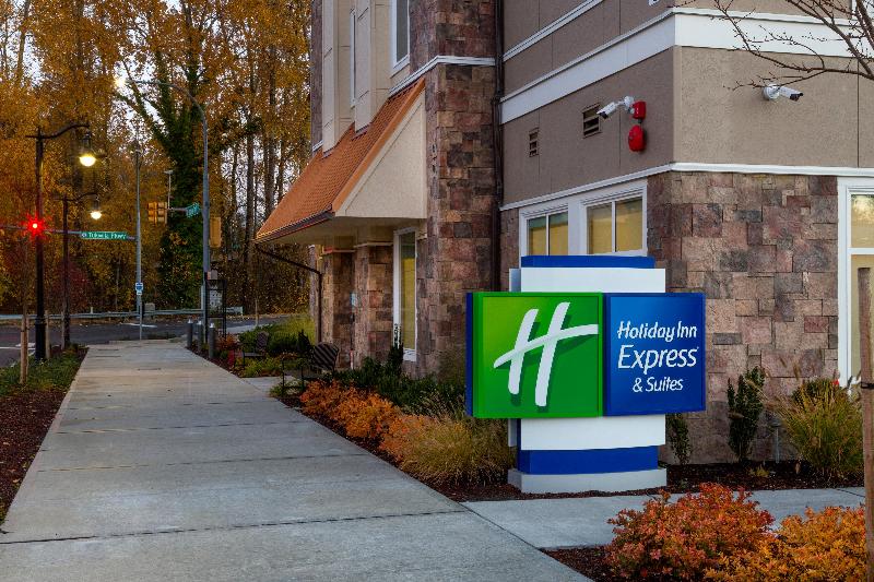 בית מלון כפרי Holiday Inn Express & Suites   Seattle South   Tukwila, An Ihg