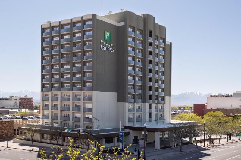 فندق Holiday Inn Express & Suites   Sturbridge, An Ihg