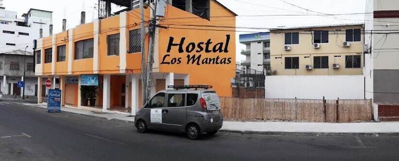 هتل Hostal Los Mantas