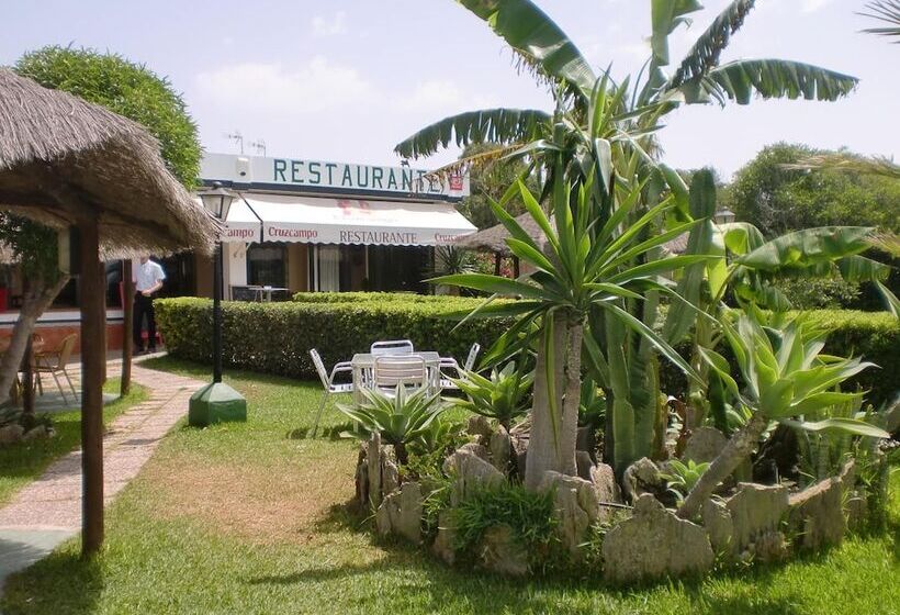 هتل Hostal Restaurante La Ilusión