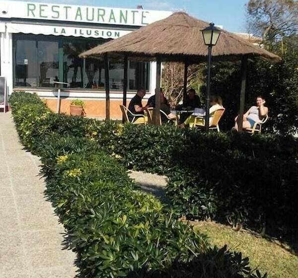 בית מלון כפרי Hostal Restaurante La Ilusión