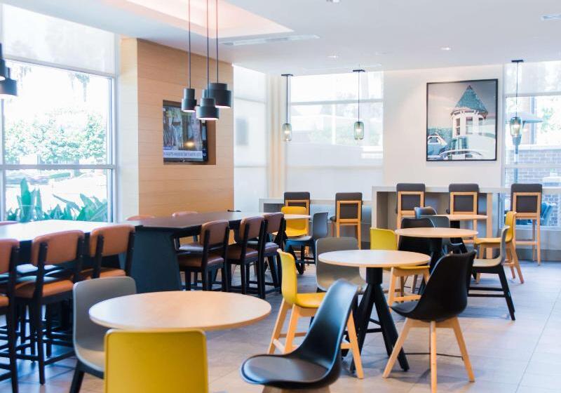 Отель Hyatt House Irvine/john Wayne Airport