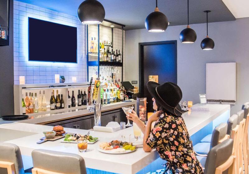 Отель Hyatt House Irvine/john Wayne Airport