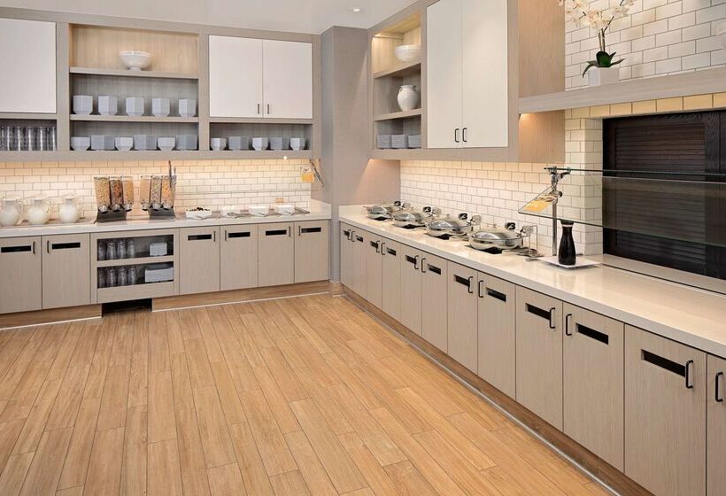 Отель Hyatt House Irvine/john Wayne Airport