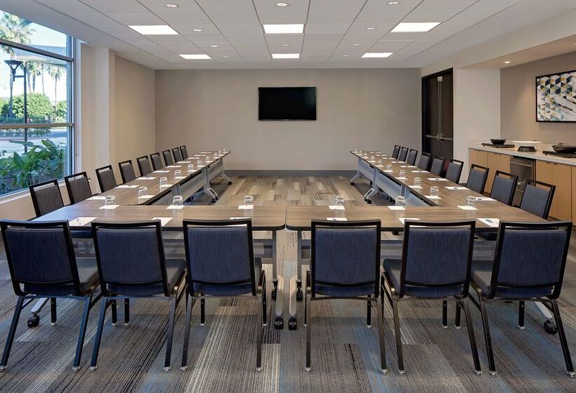 Отель Hyatt House Irvine/john Wayne Airport