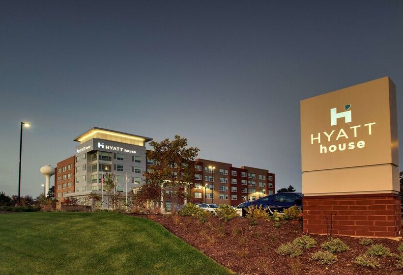 هتل Hyatt House Oak Brook