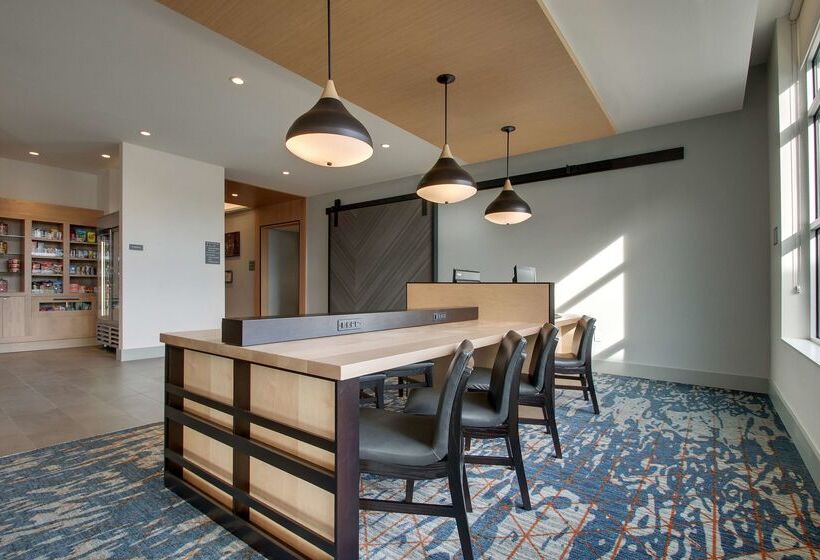 هتل Hyatt House Oak Brook