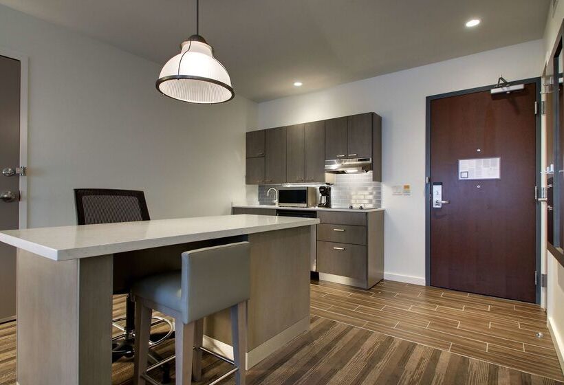 هتل Hyatt House Oak Brook