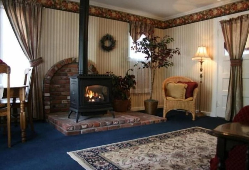 Отель Julian Gold Rush