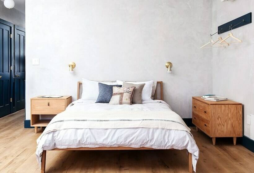 Lokal Hotel Old City