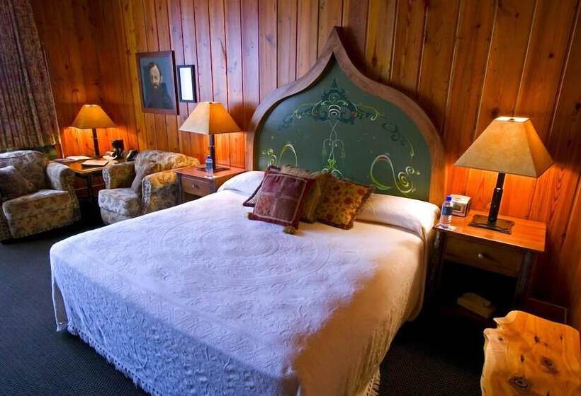 هتل Mcmenamins Old St. Francis School