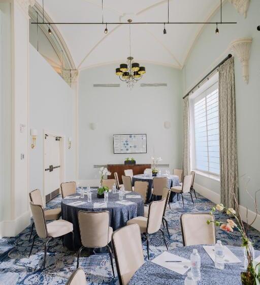 Nopsi Hotel New Orleans