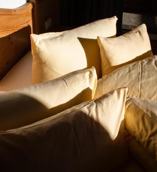 Отель Zomm In Seefeld