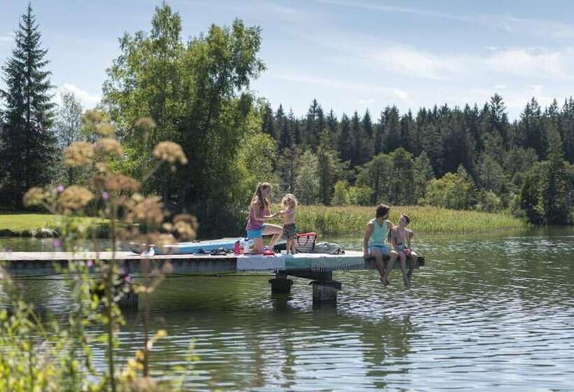 Отель Zomm In Seefeld