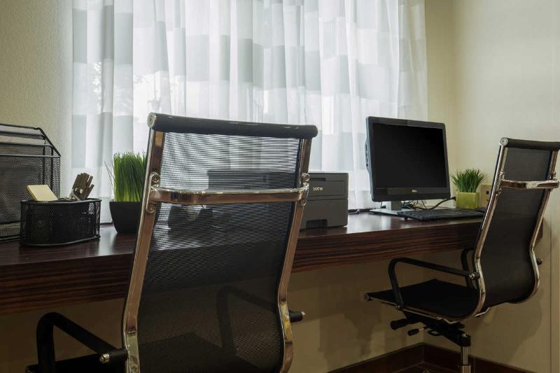 호텔 Sleep Inn & Suites