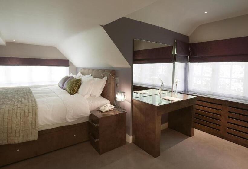 호텔 The Dog And Badger