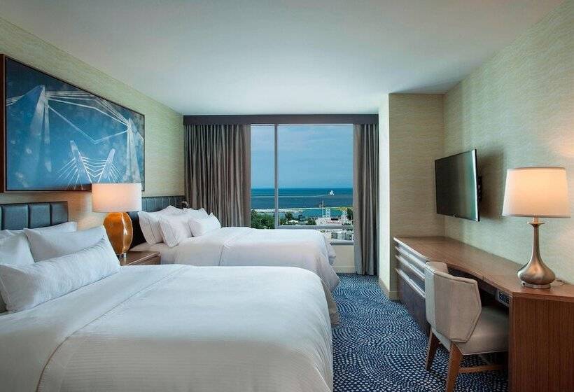 בית מלון כפרי The Westin Milwaukee
