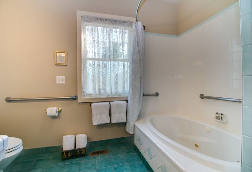 فندق Winchester Inn