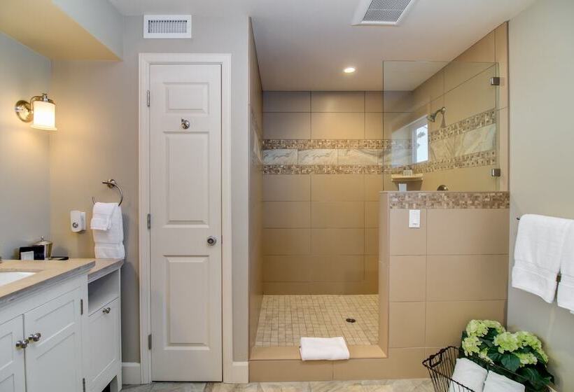 فندق Winchester Inn