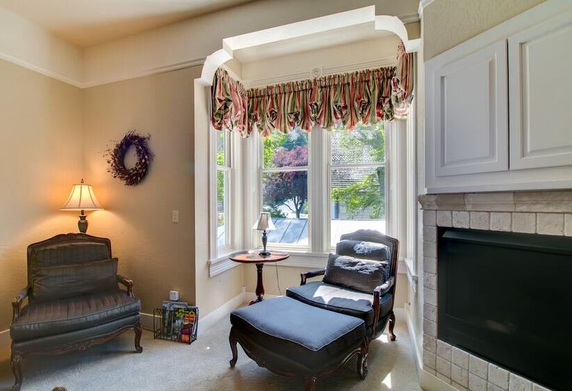 فندق Winchester Inn