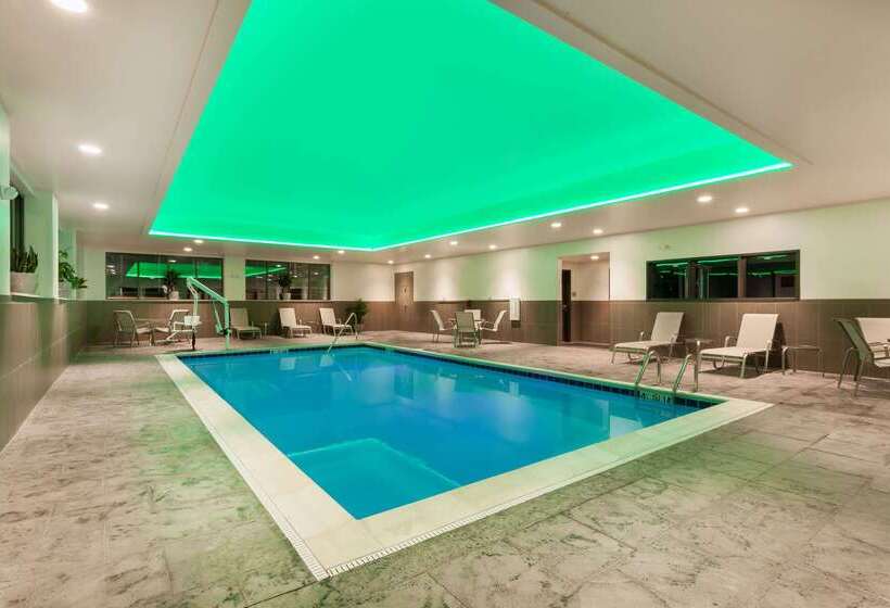 בית מלון כפרי Wingate By Wyndham Altoona Downtown/medical Center